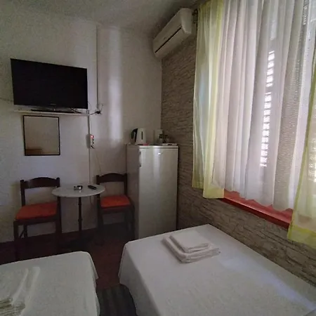 Apartment Mogul Apartment *